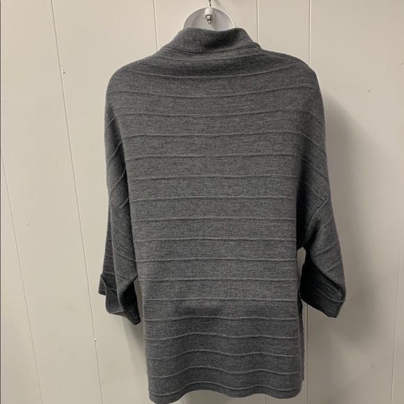 Charcoal Gray Women's Sweater - Picture 3 of 6